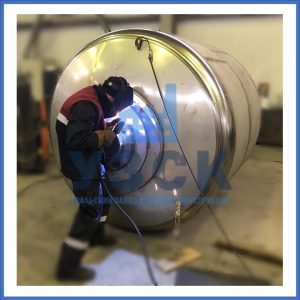 Купить баки и ёмкости из нержавеющей стали от завода УЗСК в Воронеже